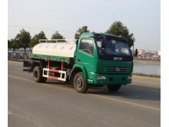 多利卡洒水车—厂家直销-- 湖北合力专用车制造厂