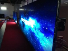 led室外显示屏-- 深圳市蔷薇科技有限公司