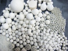 高纯氧化铝陶瓷球/刚玉瓷球-- 萍 乡 市 睿 泽 新 材 料 科 技 有 限 公 司