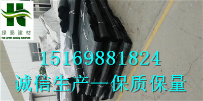 湖北/武汉30厚3公分车库蓄排水板-- 泰安市泽瑞土工材料有限公司